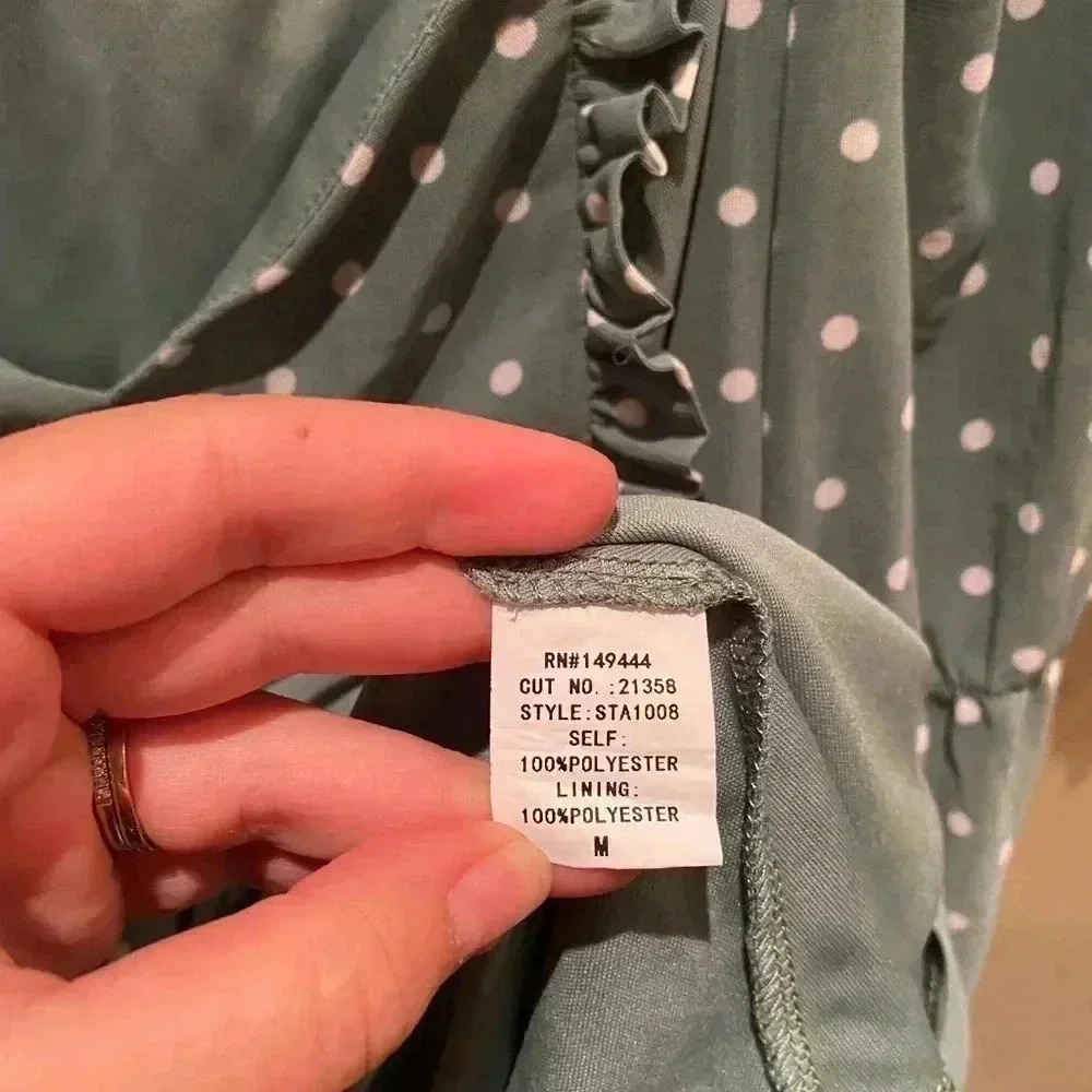EMBER SAGE GREEN POLKA DOT RUFFLE TOP M - Picture 2 of 4